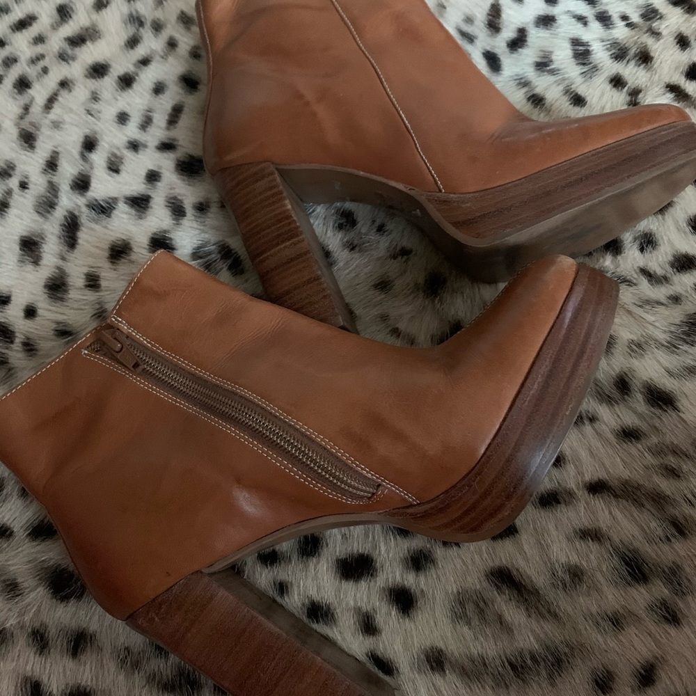 Vintage style leather ankle boots